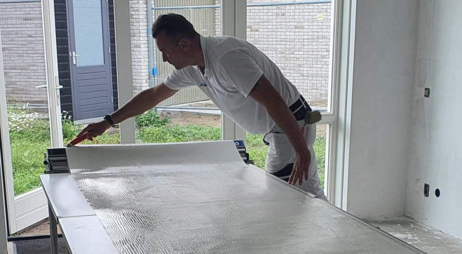 Renovlies behangen van een nieuwbouwwoning in Zuid-Holland